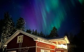 Reindeer Lake Resort