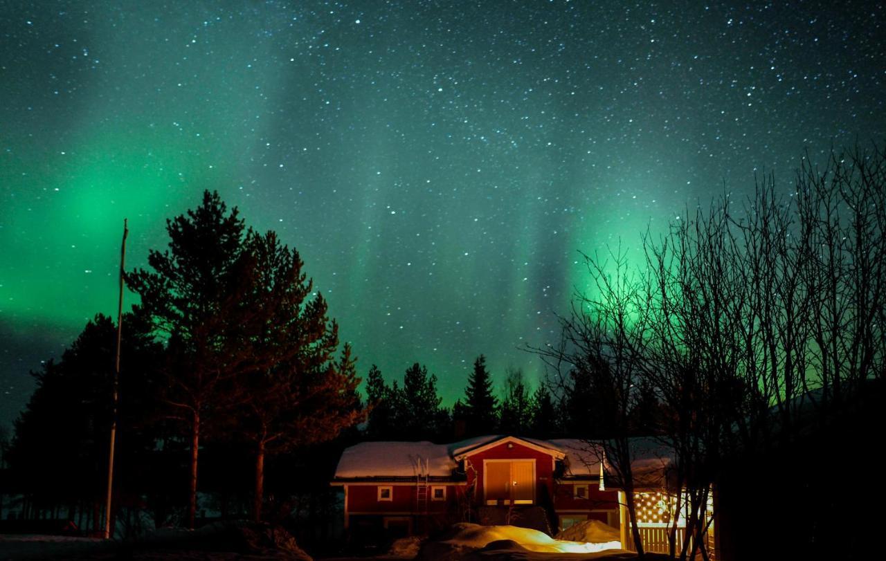 Reindeer Lake Resort Lampsijärvi Esterno foto