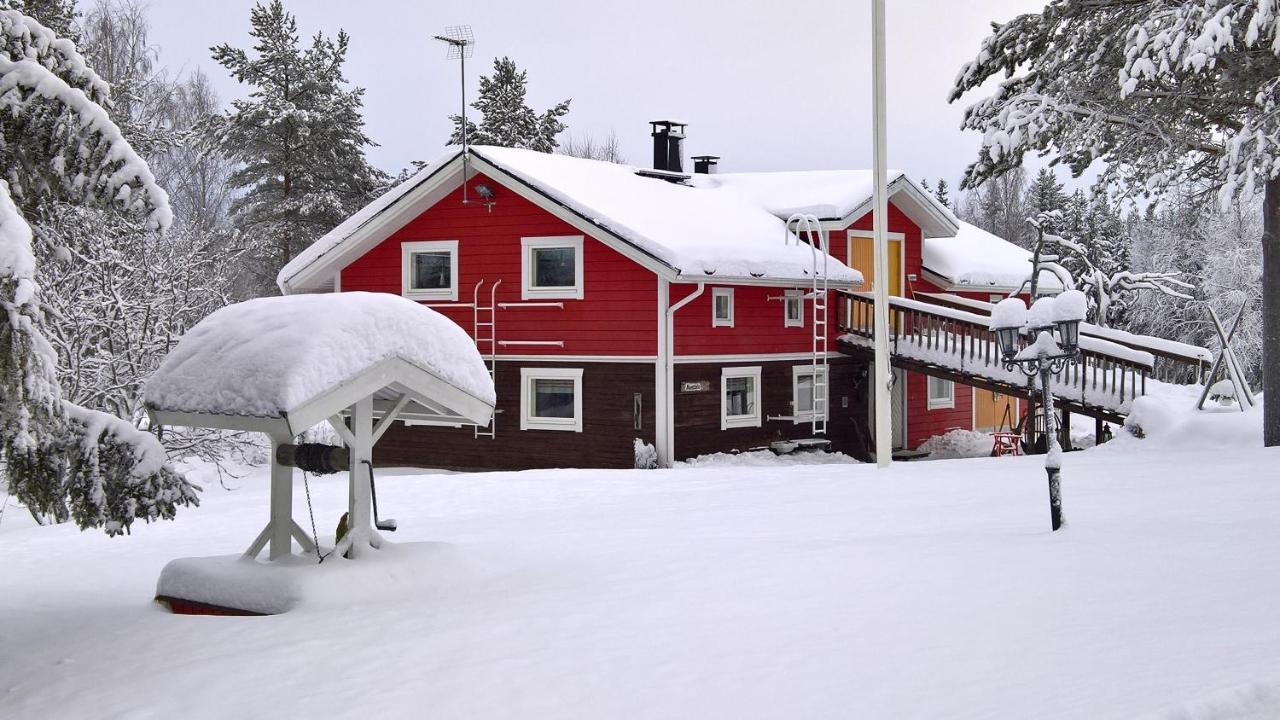 Reindeer Lake Resort Lampsijärvi Esterno foto