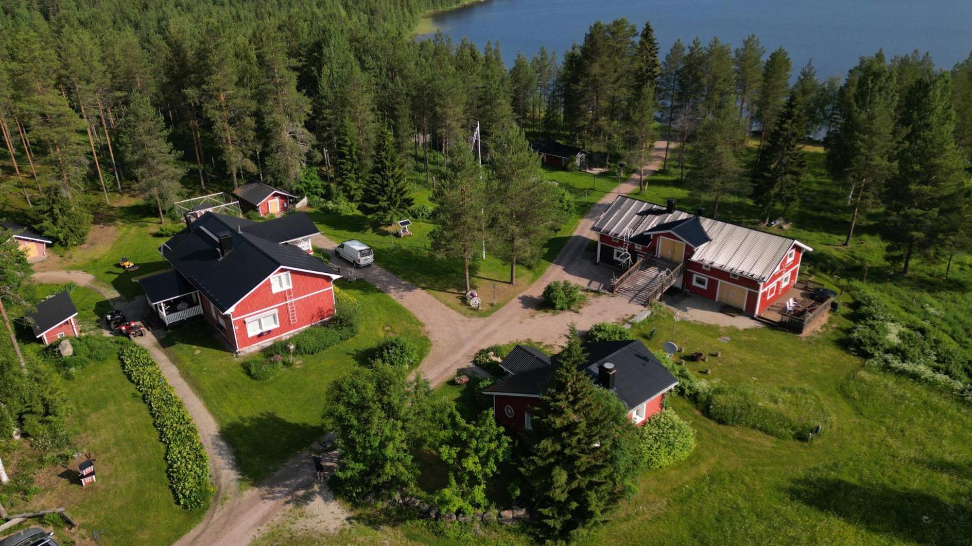 Reindeer Lake Resort Lampsijärvi Esterno foto