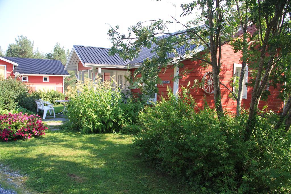 Reindeer Lake Resort Lampsijärvi Esterno foto